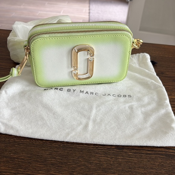NWT Marc Jacobs Snapshot Fluoro Edge Crossbody Neon Green Woven Strap w/ Dustbag - Picture 11 of 13